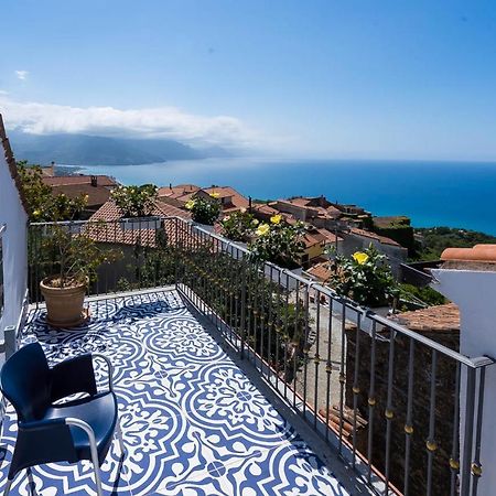 Ispani Inn Resort Bagian luar foto