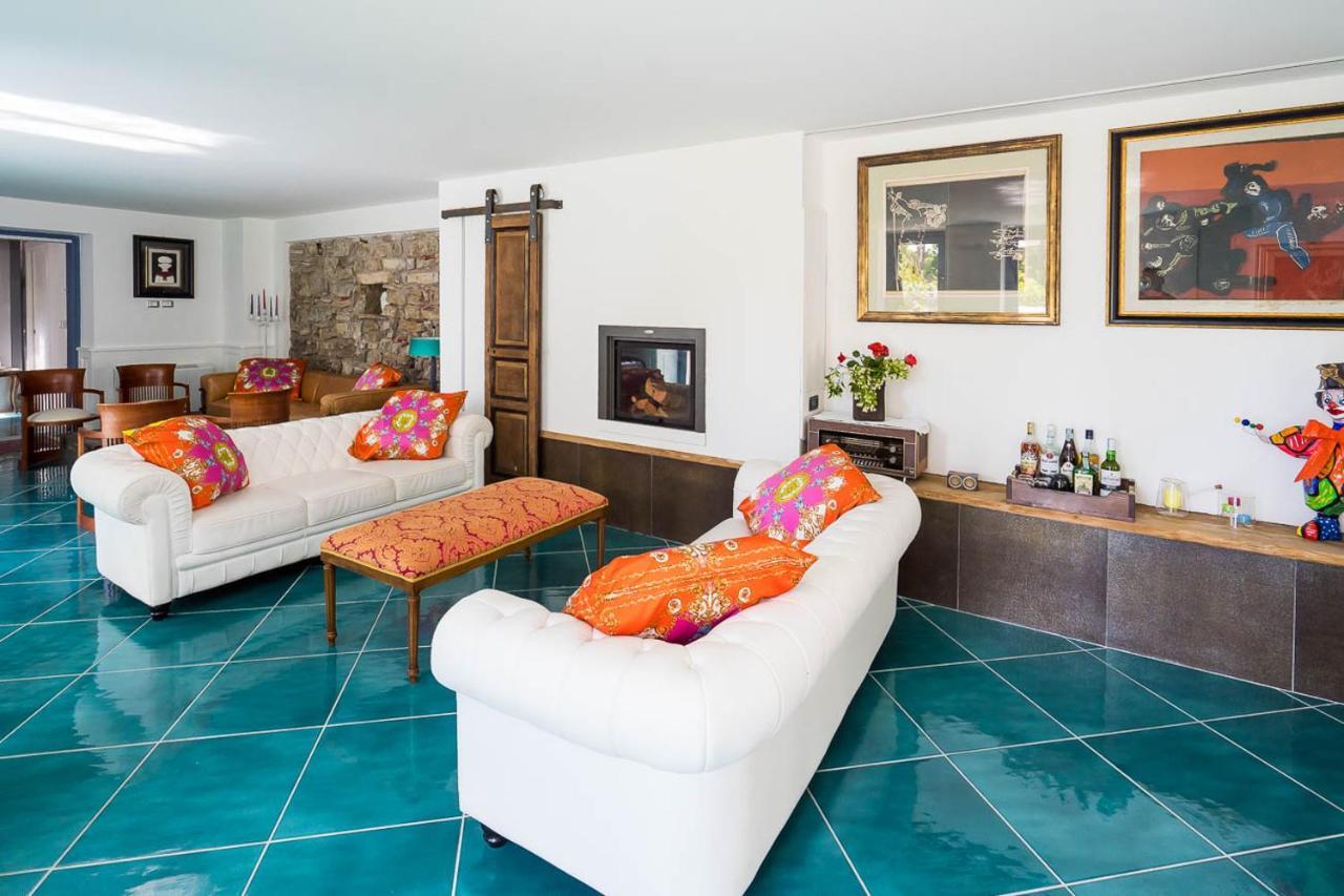 Ispani Inn Resort Bagian luar foto
